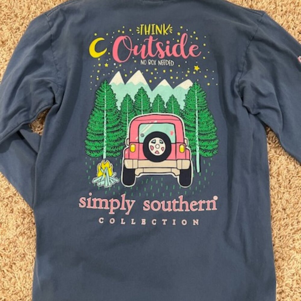 Medium Simply Southern long-sleeved shirt